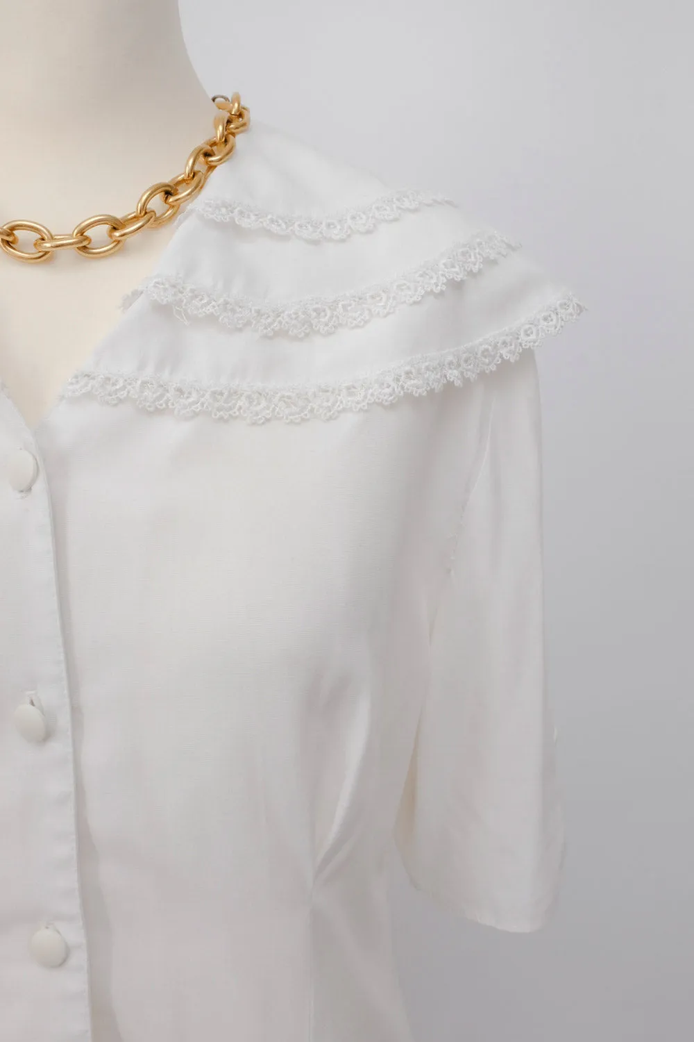 0029_XL COLLAR VINTAGE BLOUSE