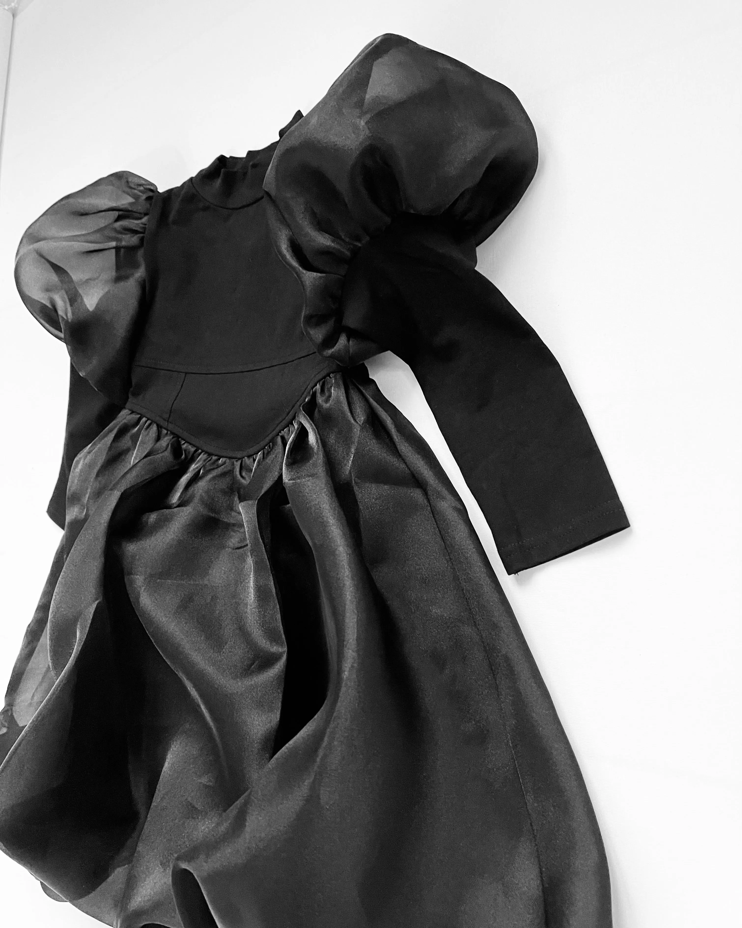 DOLLY WORLD PUFF LONG SLEEVE BALLOON ORGANZA DRESS WITH COTTON BODY black